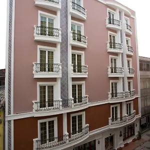Maywood Hotell